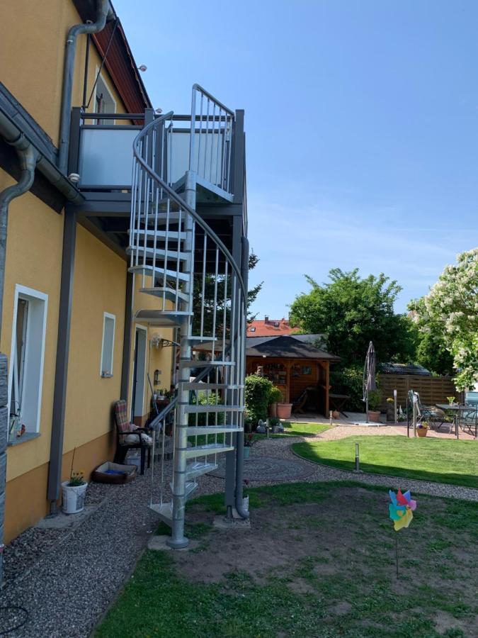 Ferienwohnung Am Schloss Reuterstadt Stavenhagen Zewnętrze zdjęcie